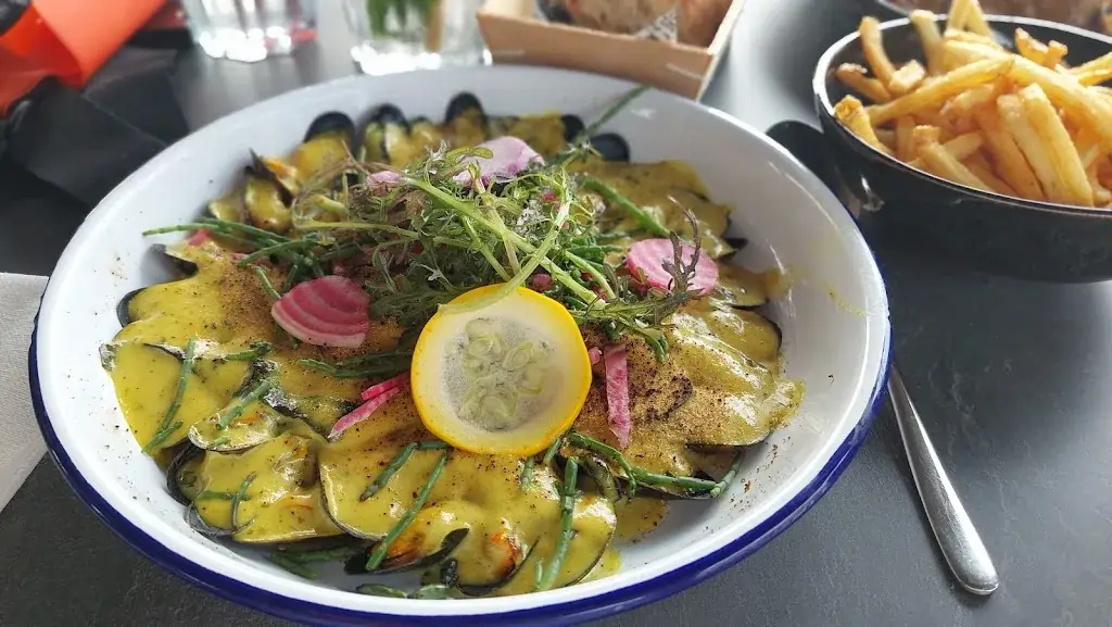 Au bout de la Grève - Chez Roberte_Tremblade_slider_image_3