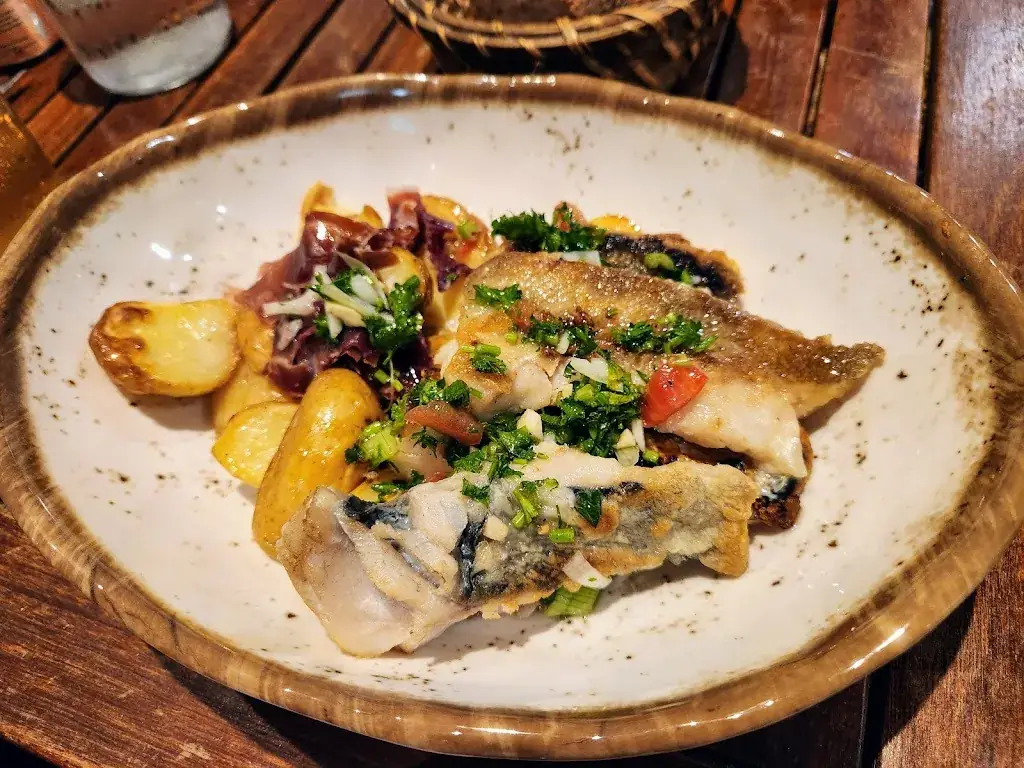 Sarl Le Saint Pierre_Nay_slider_image_2