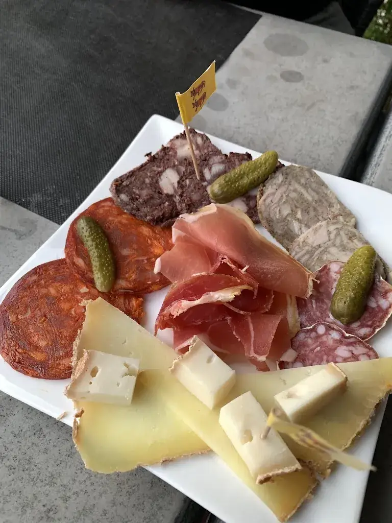 Menu_Béar-N-ay_Nay_image_2