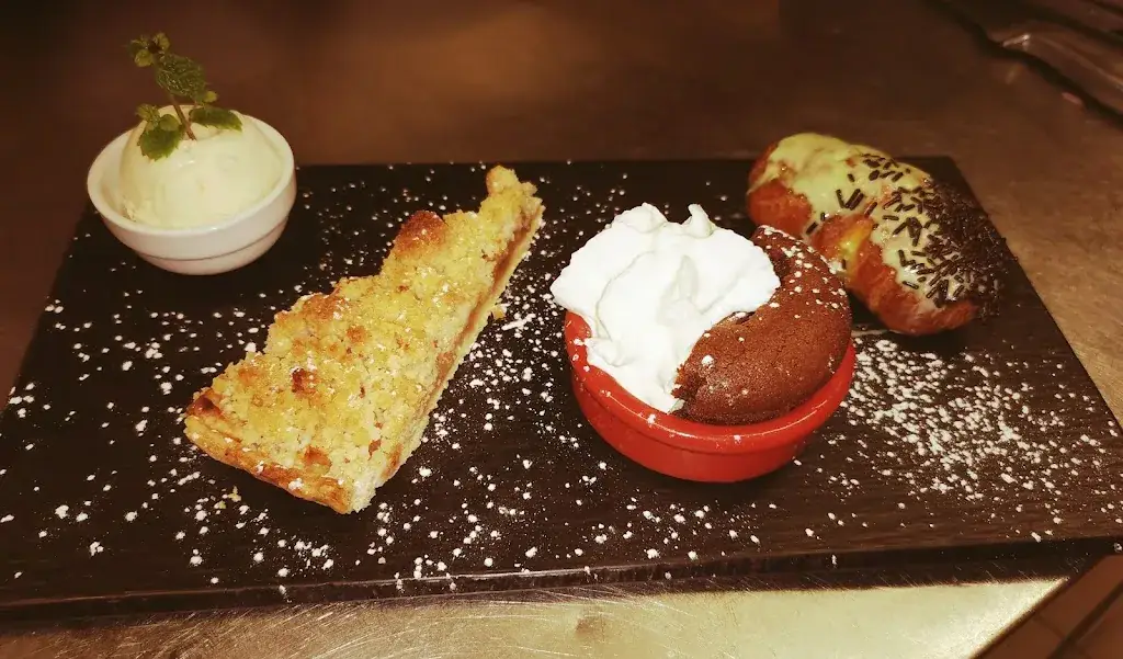 Béar-N-ay_Nay_slider_image_2