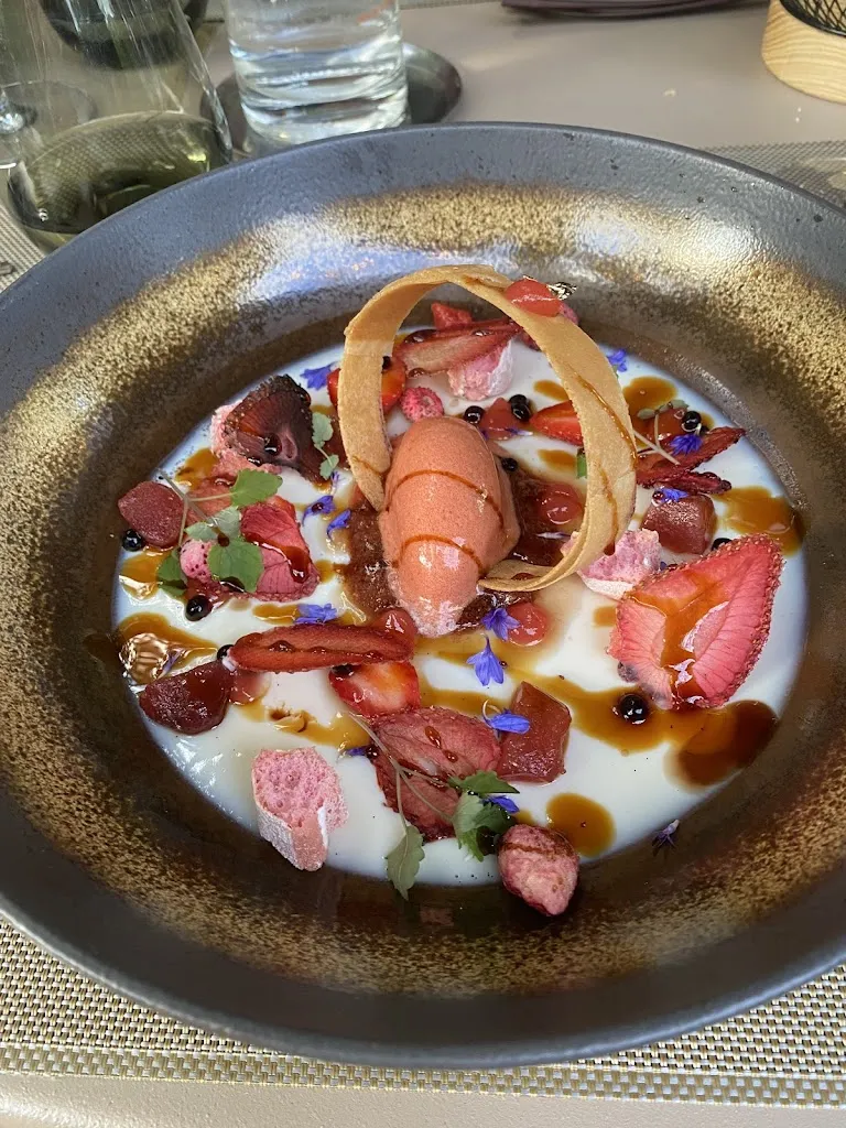 Carolyn Harvey_LE CARRE GOURMAND_Boé_review