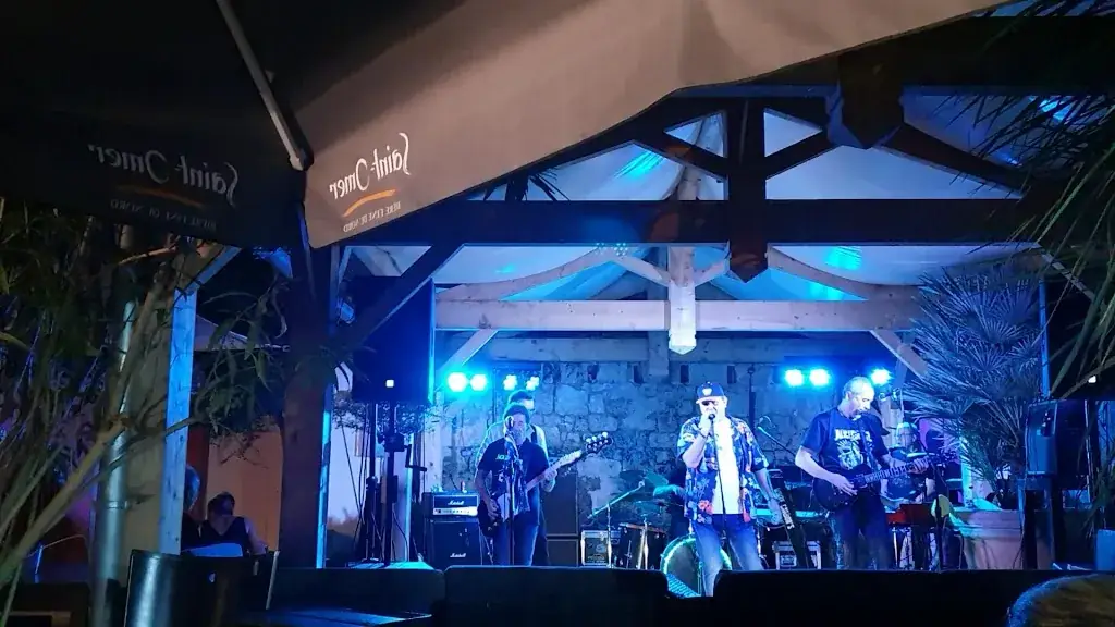 AL'Authentique_Arveyres_slider_image_2