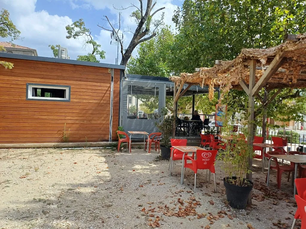 La guinguette du Parc_Bégude-de-Mazenc_slider_image_3