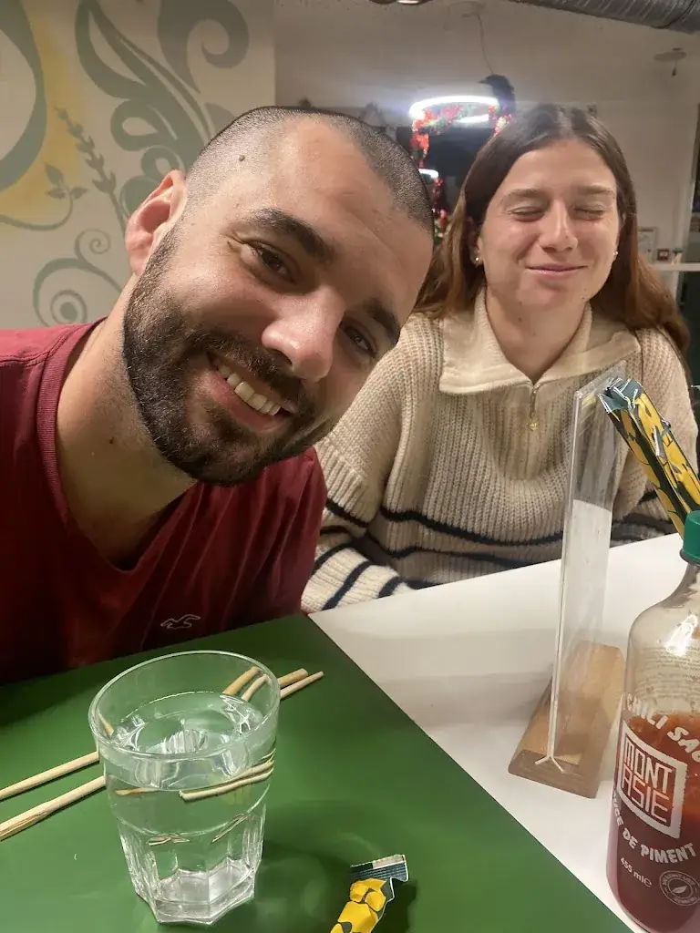 Brandon Magro_Santosha Libourne - Cantine Asiatique_Libourne_review