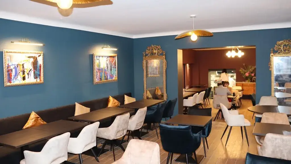 Magnus La Table Restaurant in Fronsac