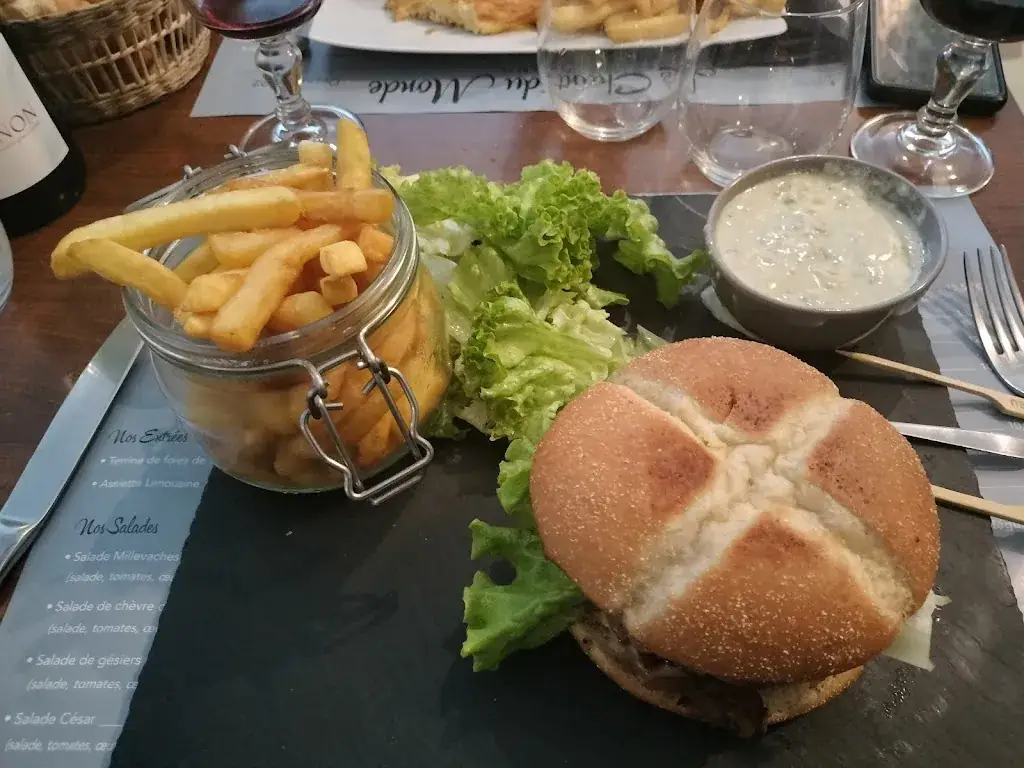 Le Chant du Monde_Aubusson_slider_image_3