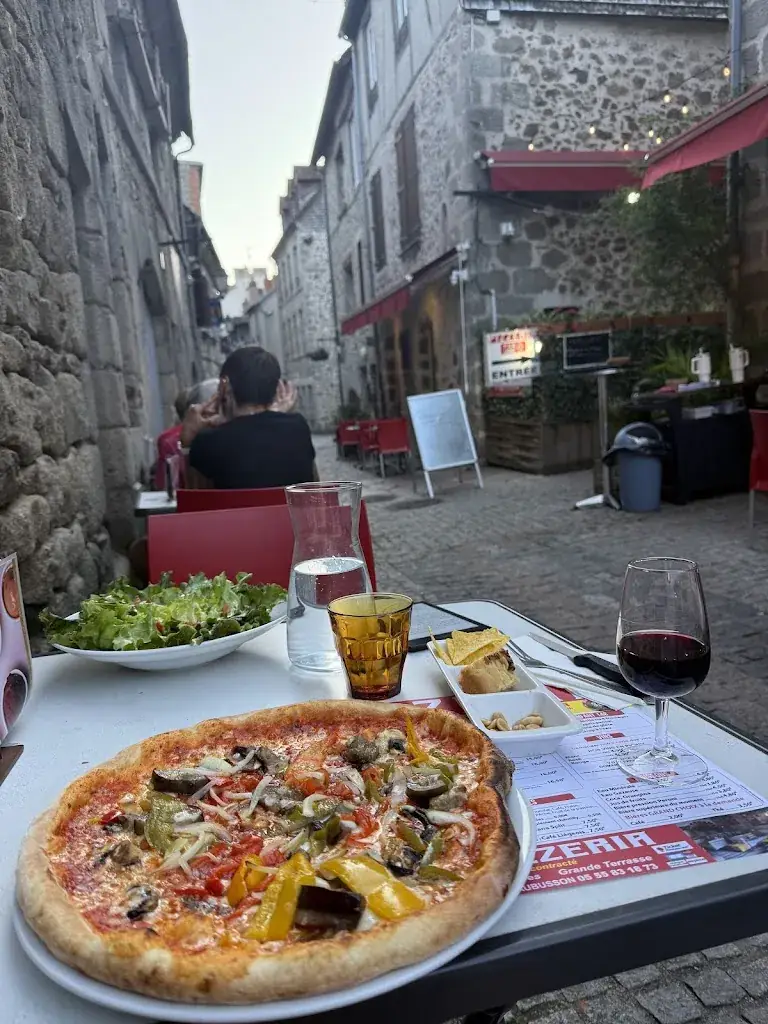 lg01_Pub 51 Pizzeria_Aubusson_review