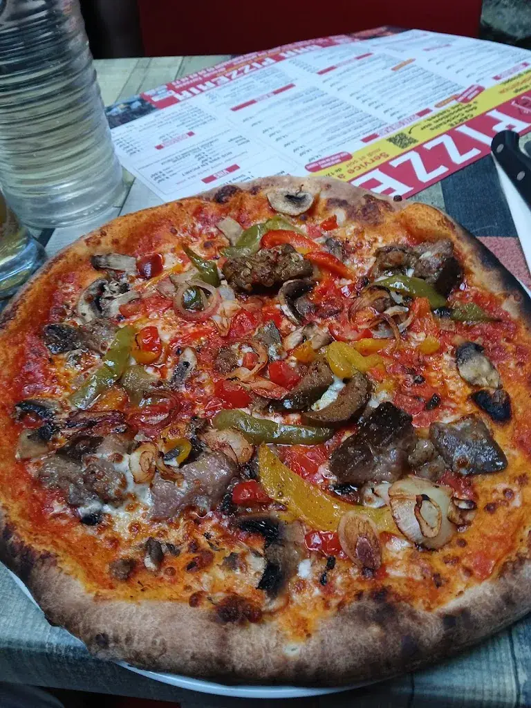 Andy Barnes_Pub 51 Pizzeria_Aubusson_review