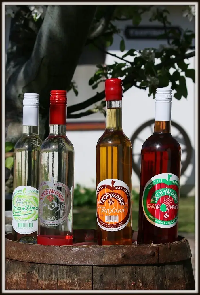 Cidrerie Berri  - Ascain - Restaurant_Ascain_slider_image_3