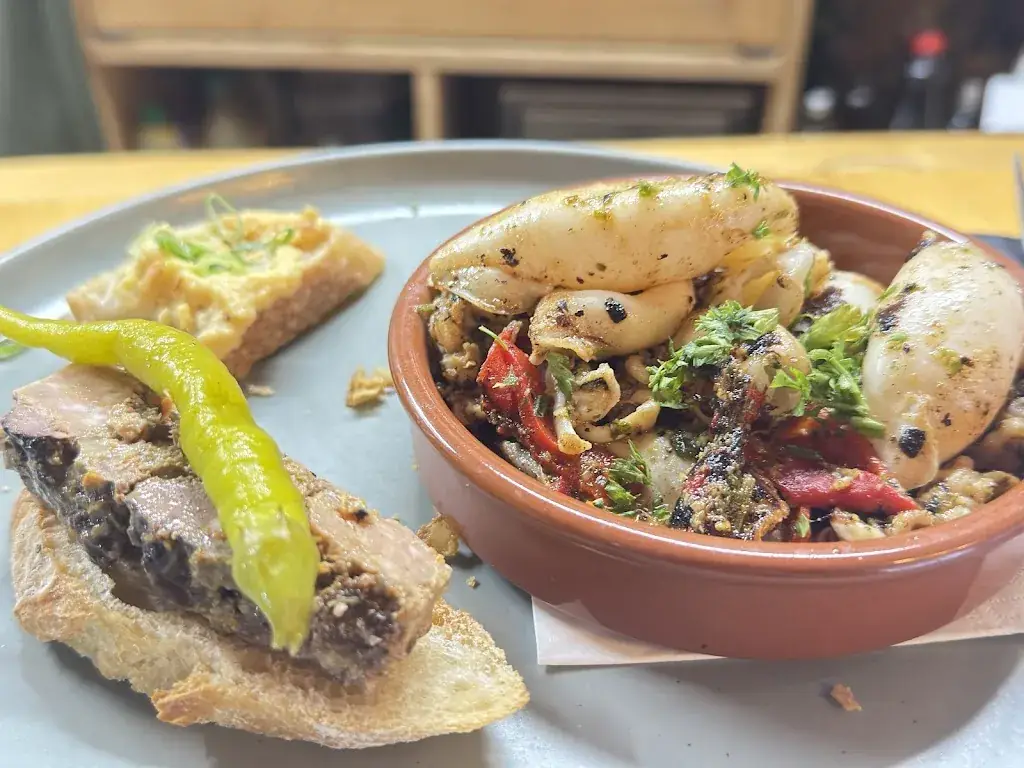 BIHOTZ_Ascain_slider_image_2