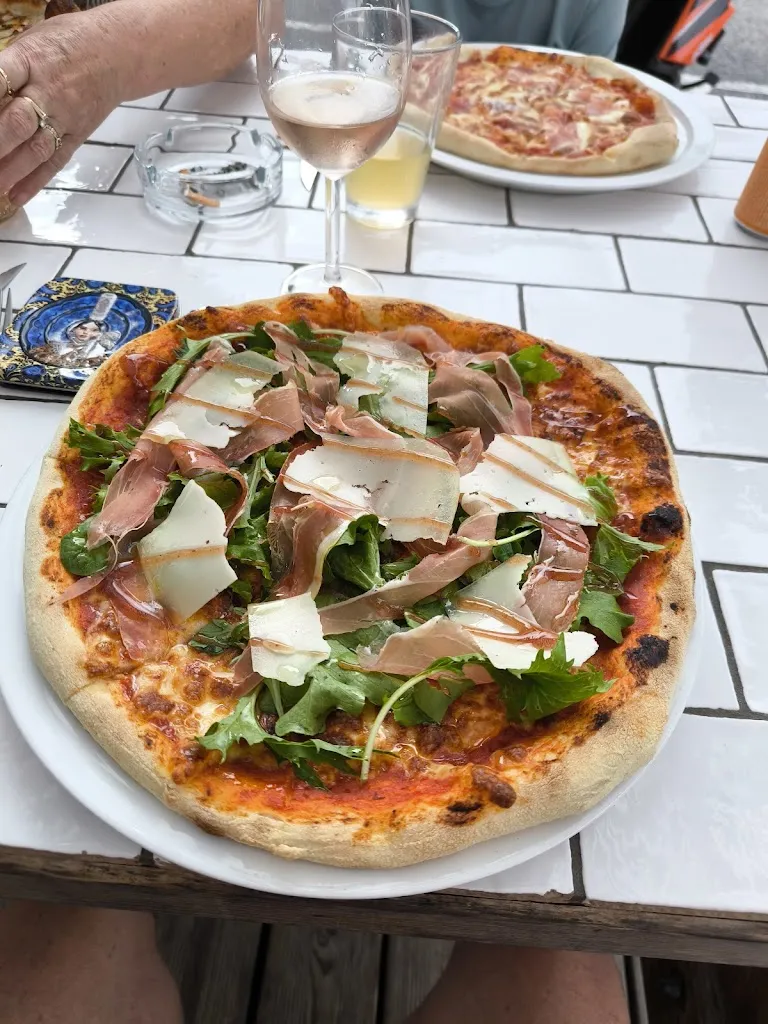 Entre Nous, Comptoir à pizzas_Ascain_slider_image_3