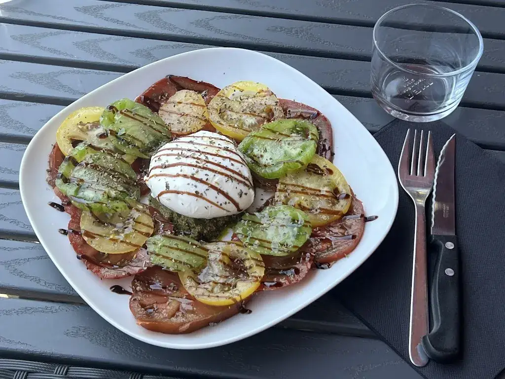 Chez Marie & Gab - Bar - Restaurant_Ascain_slider_image_2