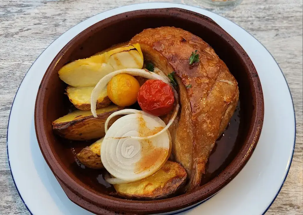 Auberge Du Boulodrome_Chambre_slider_image_3