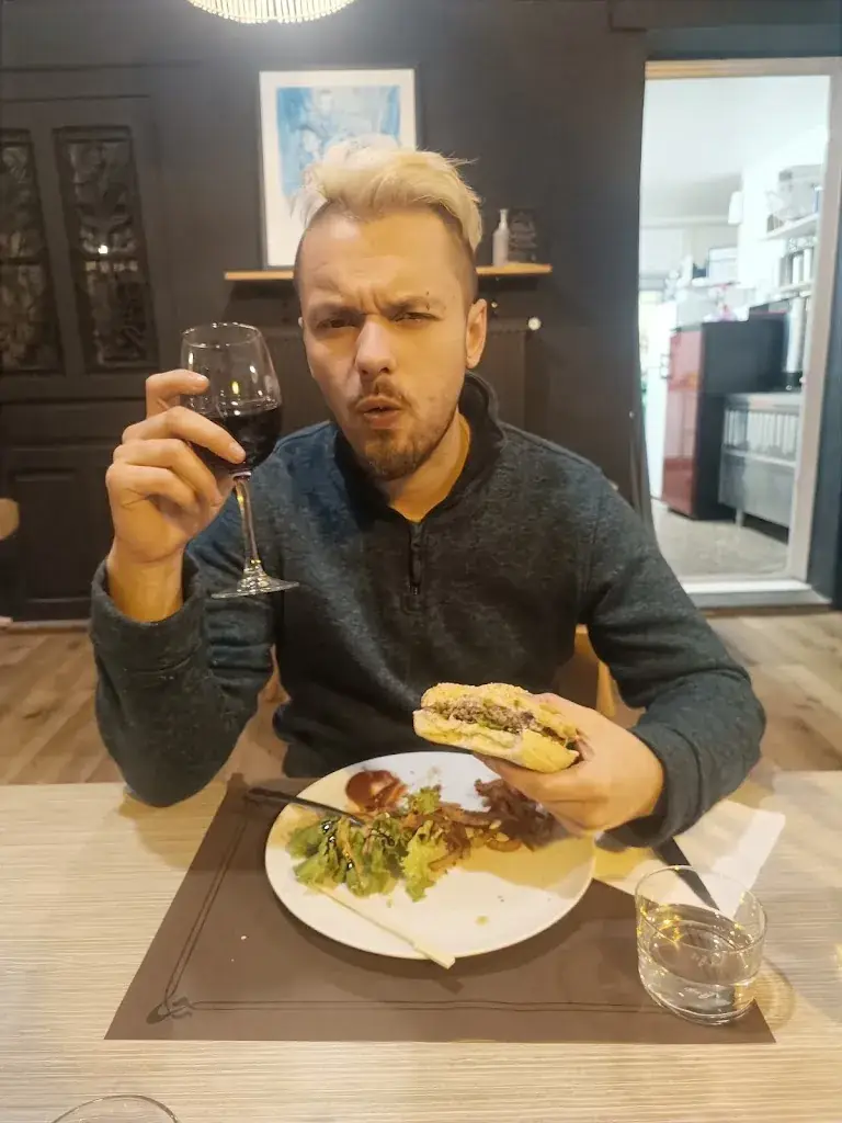 Florian Varga_Pleka Trinquet Bar Restaurant_Sare_review