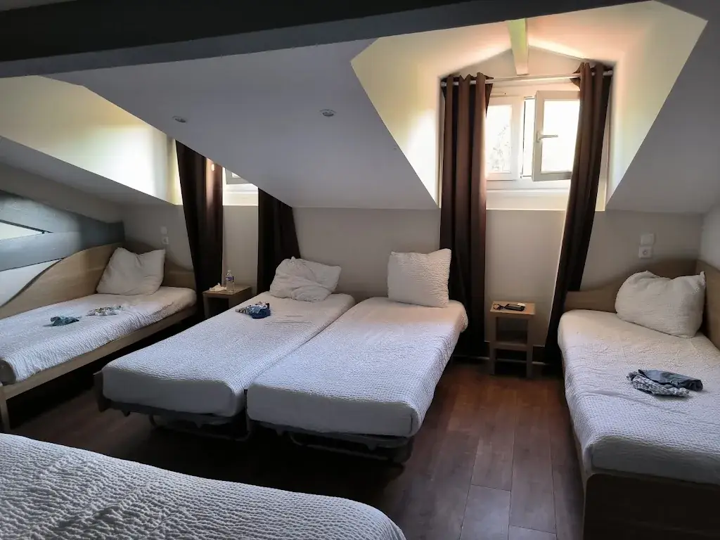 Rey Navarro_Hôtel du Pont_Ascain_review