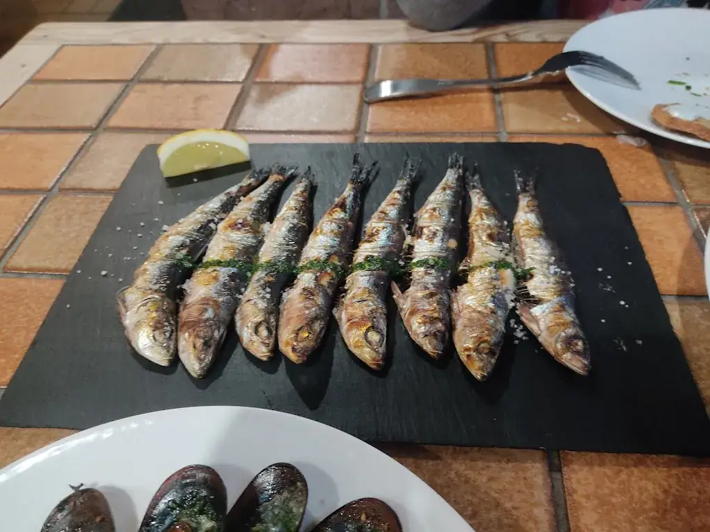 Menu_Arrantzaleak L' Auberge aux Poissons_Ciboure_immagine_5