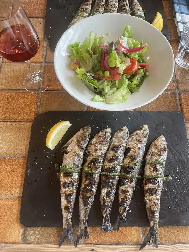 Arrantzaleak L' Auberge aux Poissons_Ciboure_slider_image_3