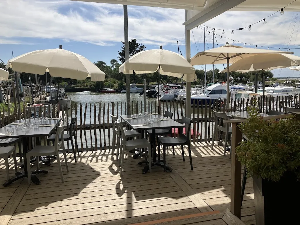 Le Cabanon restaurant in Lanton