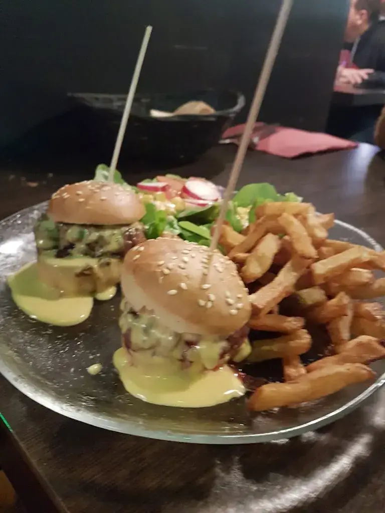 Menu_Arthurs Frenchies BBQ_Lanton_image_9