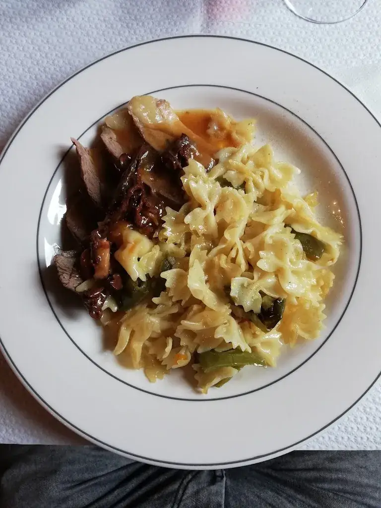 Au P'tit Creusois - Hôtel Bar Restaurant_Compas_slider_image_2