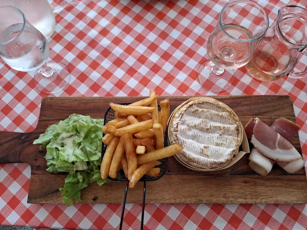 Restaurant d'été Les Vergnes_Rougnat_slider_image_2