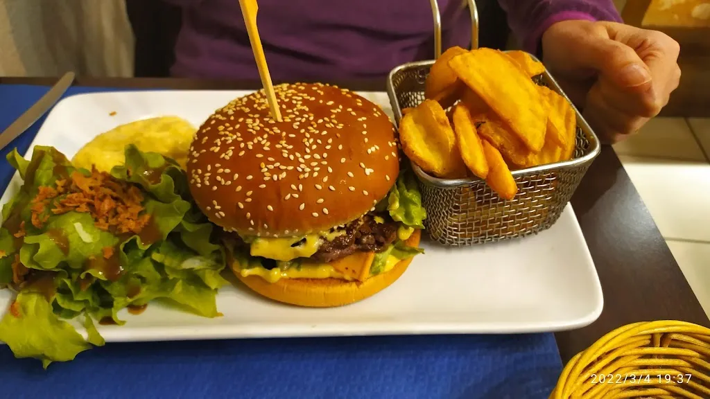 CLOSED has been for several years_Availles-Limouzine_slider_image_3