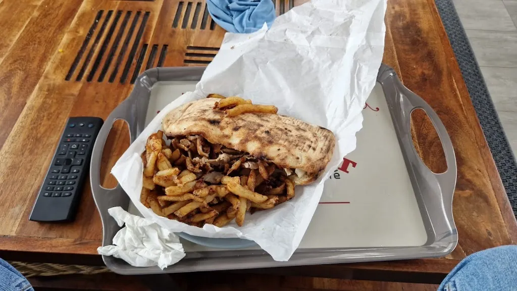 La pizz à romain_Avensan_slider_image_2