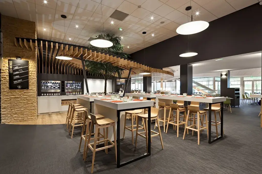 L'ôtre dimension restaurante en Chasseneuil-du-Poitou