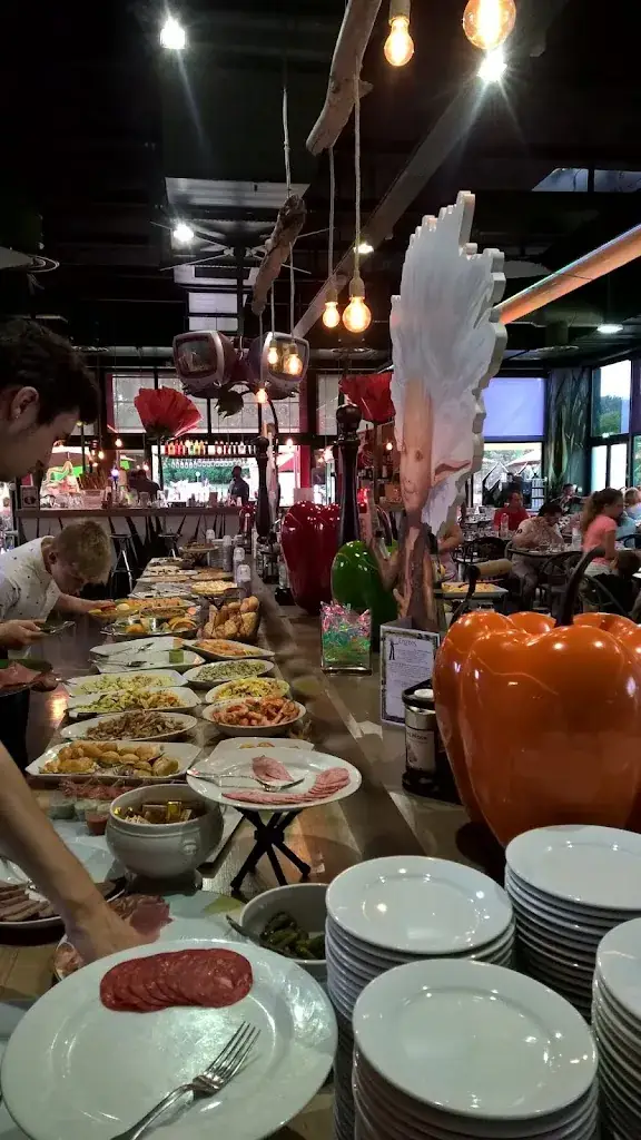 Faly AND_La Table d'Arthur_Chasseneuil-du-Poitou_reseña