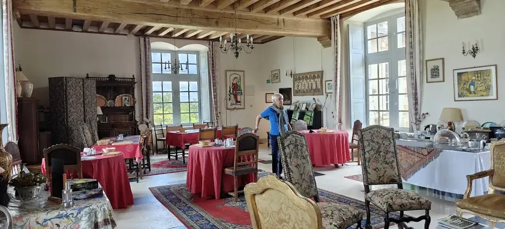 Ian Mundie_Château d’Avanton_Avanton_review