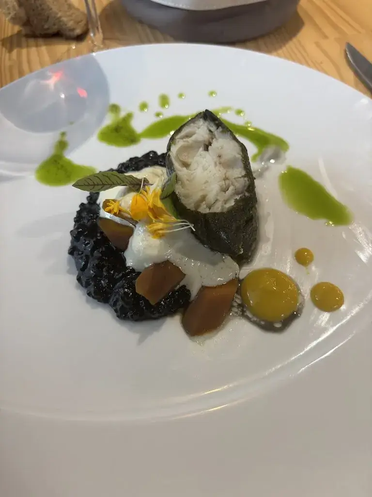 WOZNIAK Nathalie_L'ancre noire_Aytré_review