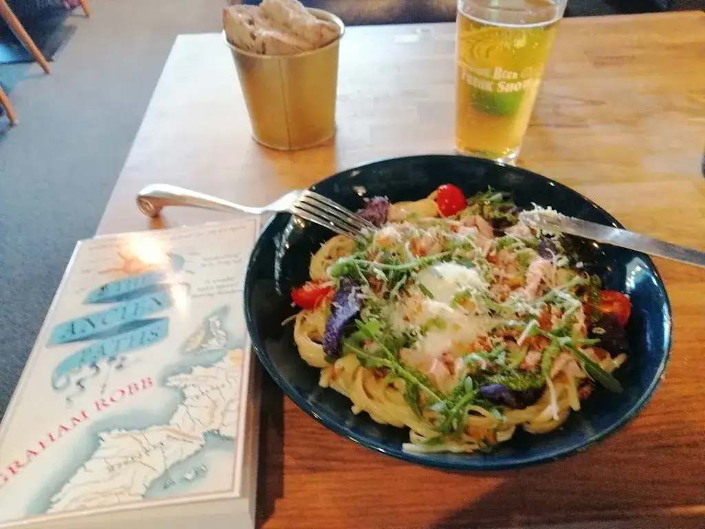 Charlie & Pam Nott_La Bella Donna Origine_Aytré_review