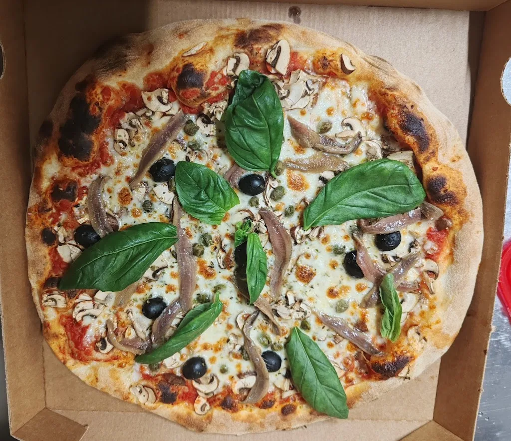 Menu_PIZZA LA REINE_Aytré_imagen_3