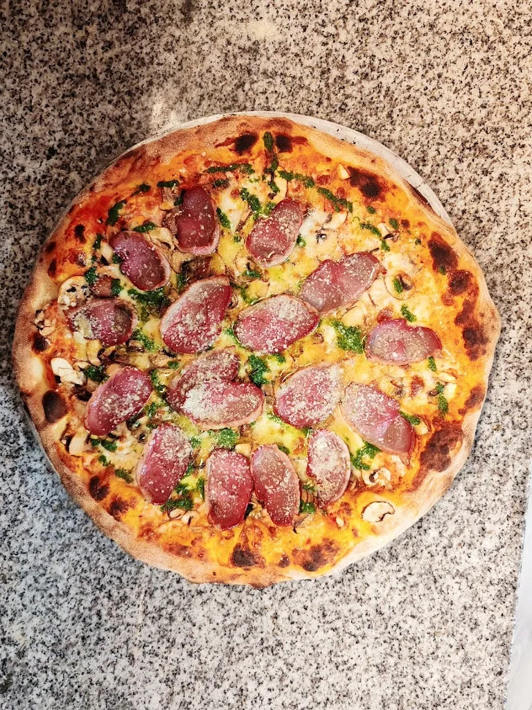 Menu_PIZZA LA REINE_Aytré_imagen_8