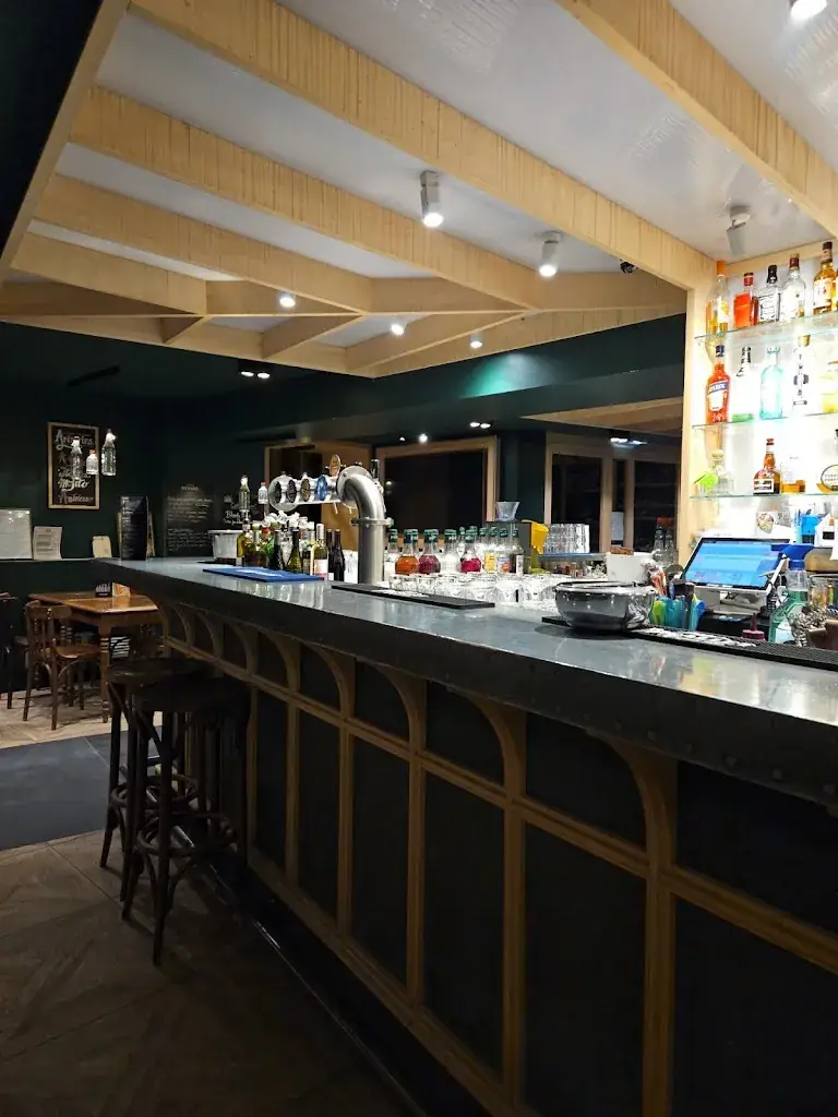 Le café de mon père_Balme-de-Sillingy_slider_image_3