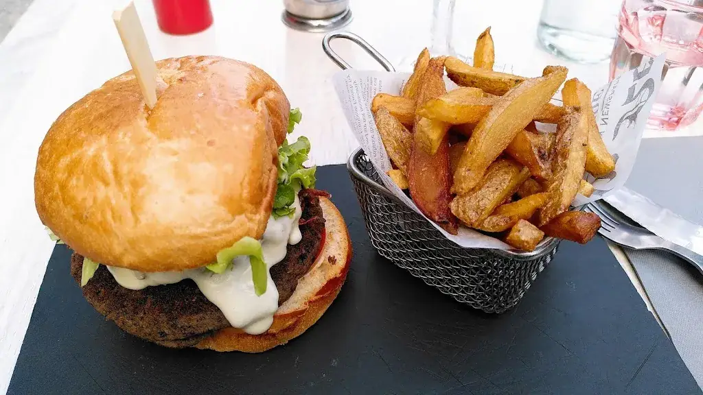 Le Nagdalena_Saint-Maixent-l'École_slider_image_2