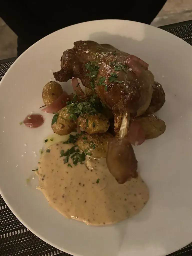 auria williams_Le Gourmet des Halles_Baignes-Sainte-Radegonde_review