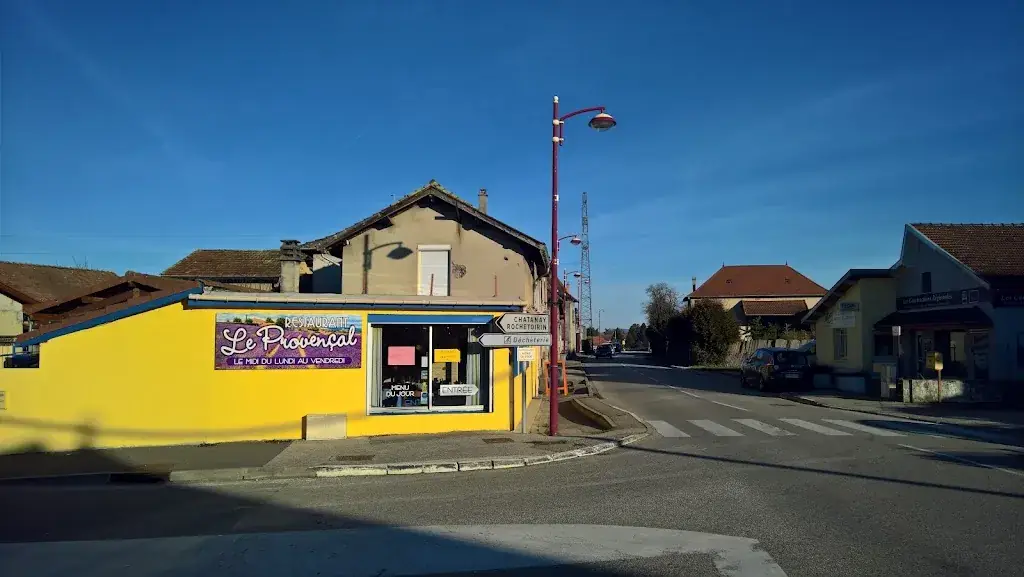 Le Provençal restaurant in Chapelle-de-la-Tour