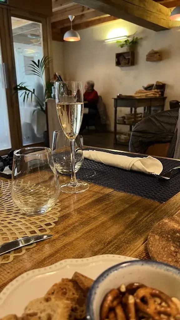 Cécile Polunice_Le Petit Caboulot à L'Isle Saint-Georges en Gironde prés de Bordeaux (33)_Isle-Saint-Georges_Bewertung