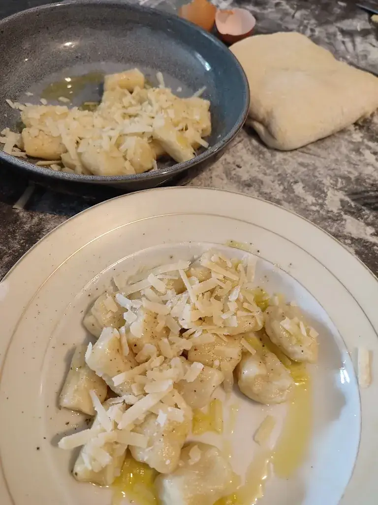 La P'tite Cantine_Saint-Morillon_slider_image_1