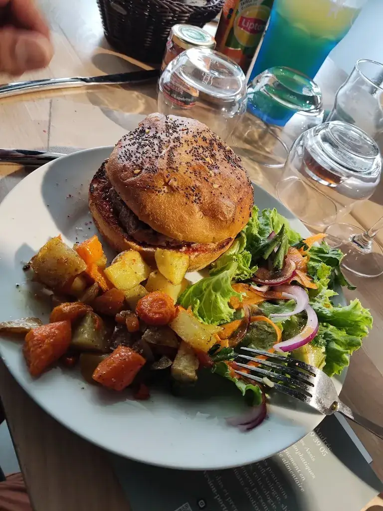 La P'tite Cantine_Saint-Morillon_slider_image_2