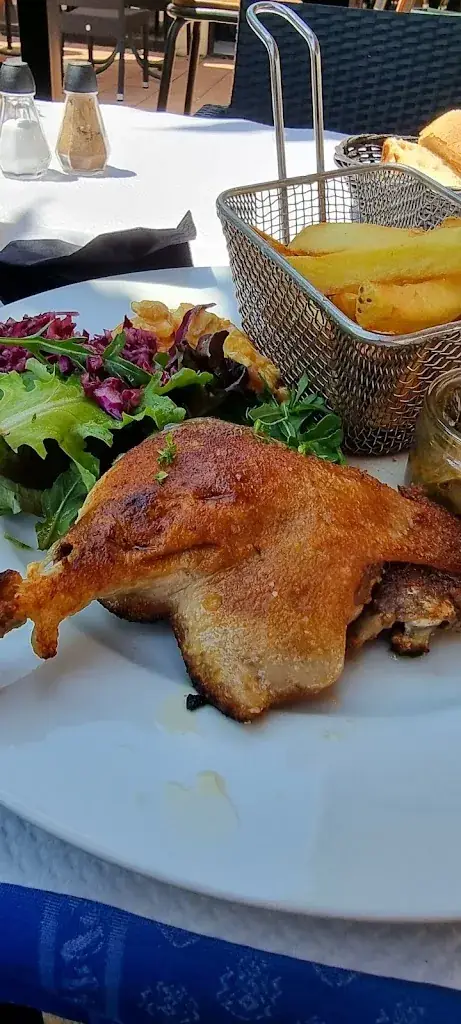 Menu_Restaurant les Charmilles_Brède_immagine_7