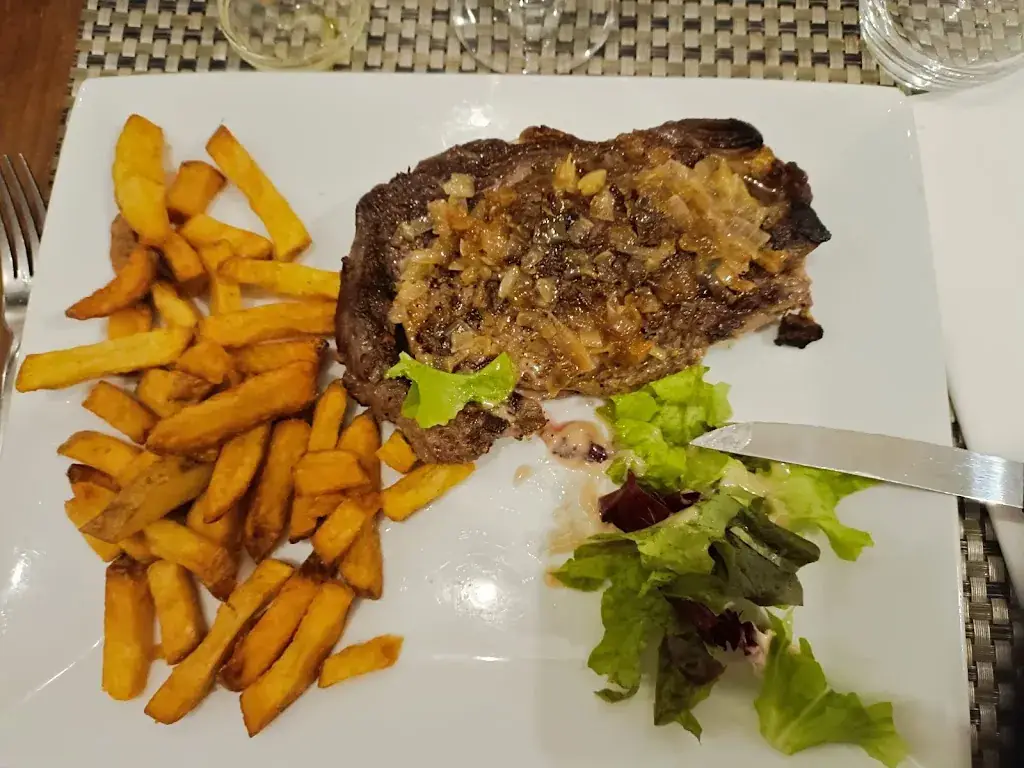 Akena Le Philosophe_Brède_slider_image_2