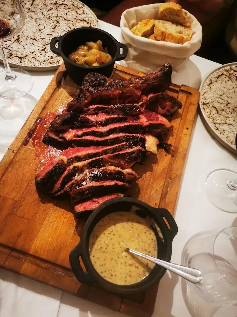 Sandra O._Le Saint Hubert_Saint-Selve_review