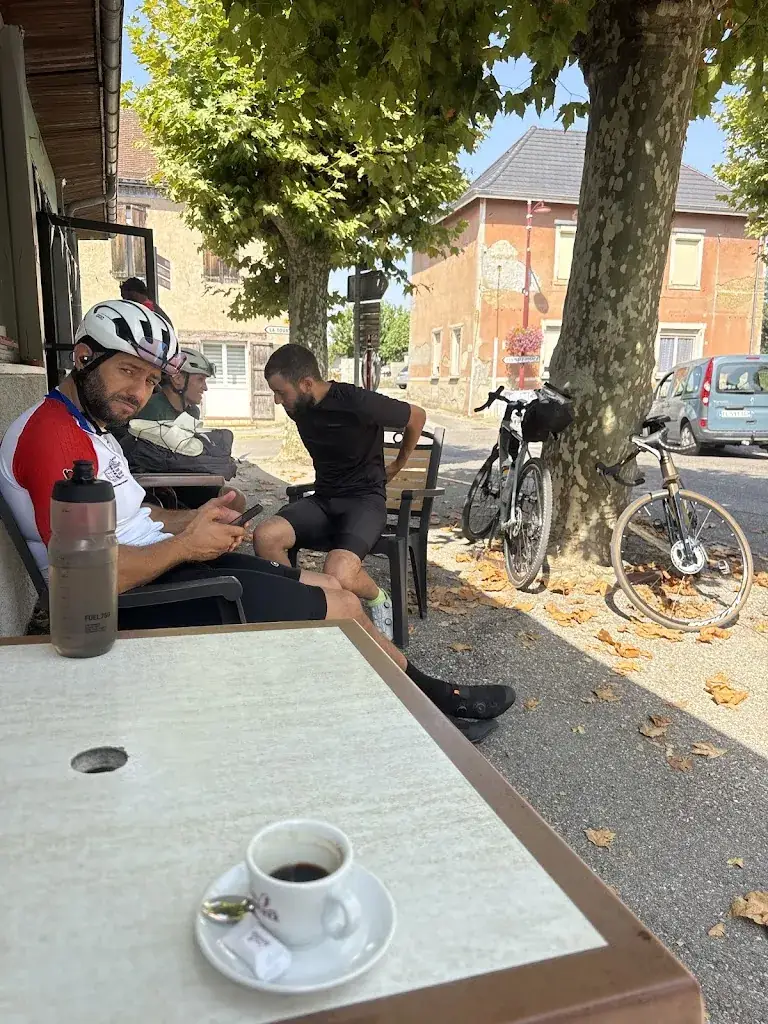 belek records_comme à note maison_Chapelle-de-la-Tour_review