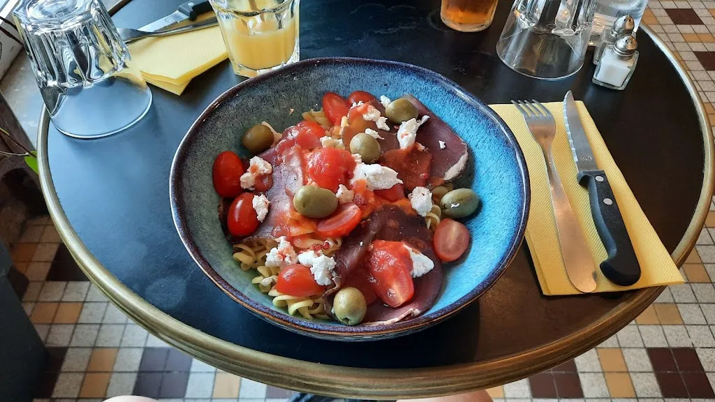 Irène Rochette_Passione Caffè_Portets_review