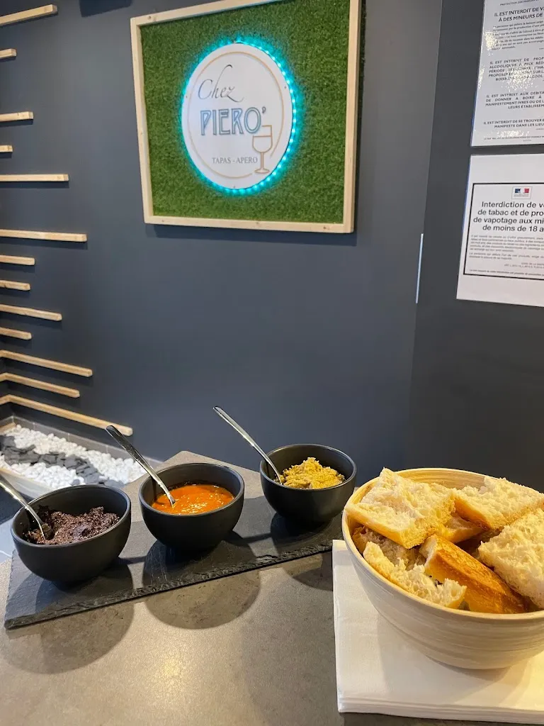 Chez Piero' Bar / Épicerie Proxi_Chapelle-de-la-Tour_slider_image_2