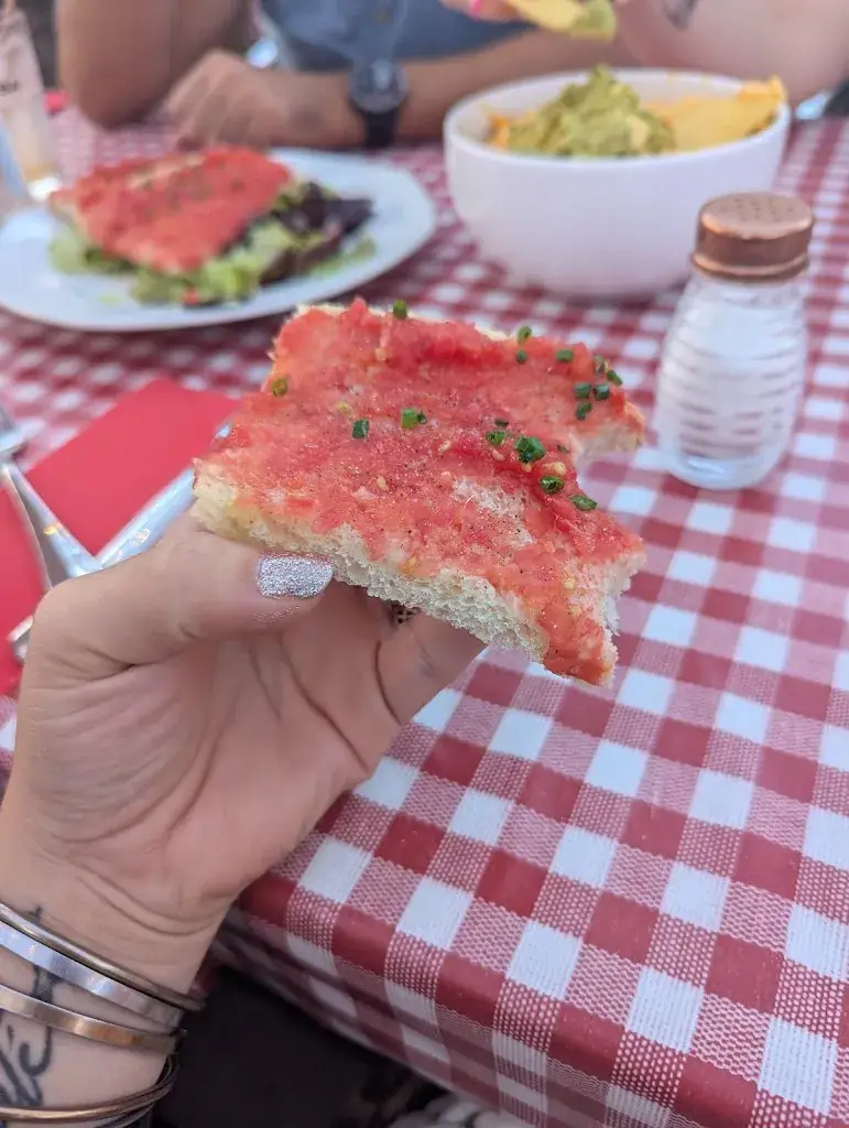 coralie bourlon_The Rooster Guinguette_Villenave-d'Ornon_review