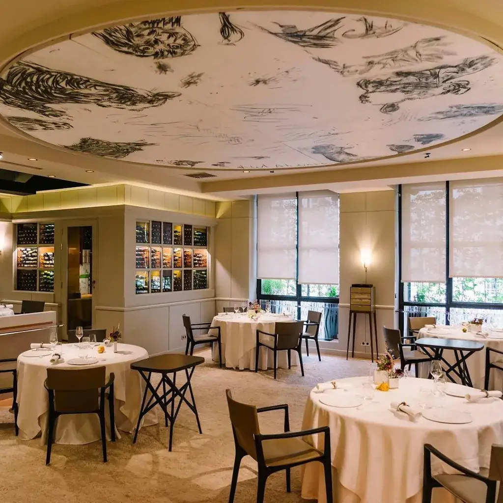 Pierre Gagnaire restaurant in Paris