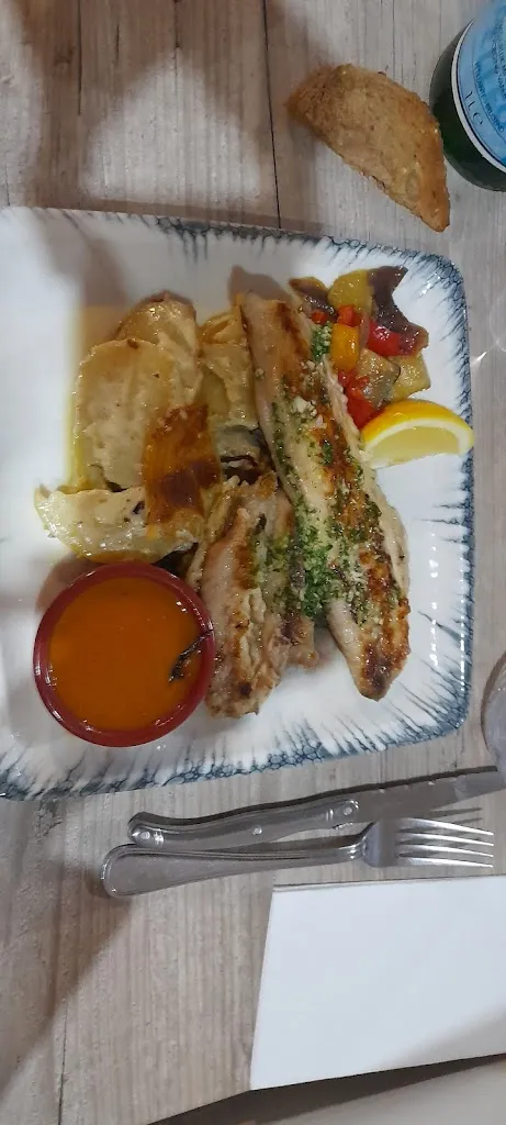 Apolline BOULESQUES_Restaurant L'Atypik 